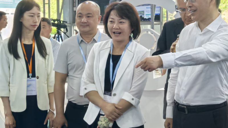 越野车改装轮毂轮胎，17寸与18寸的差异化考量**
